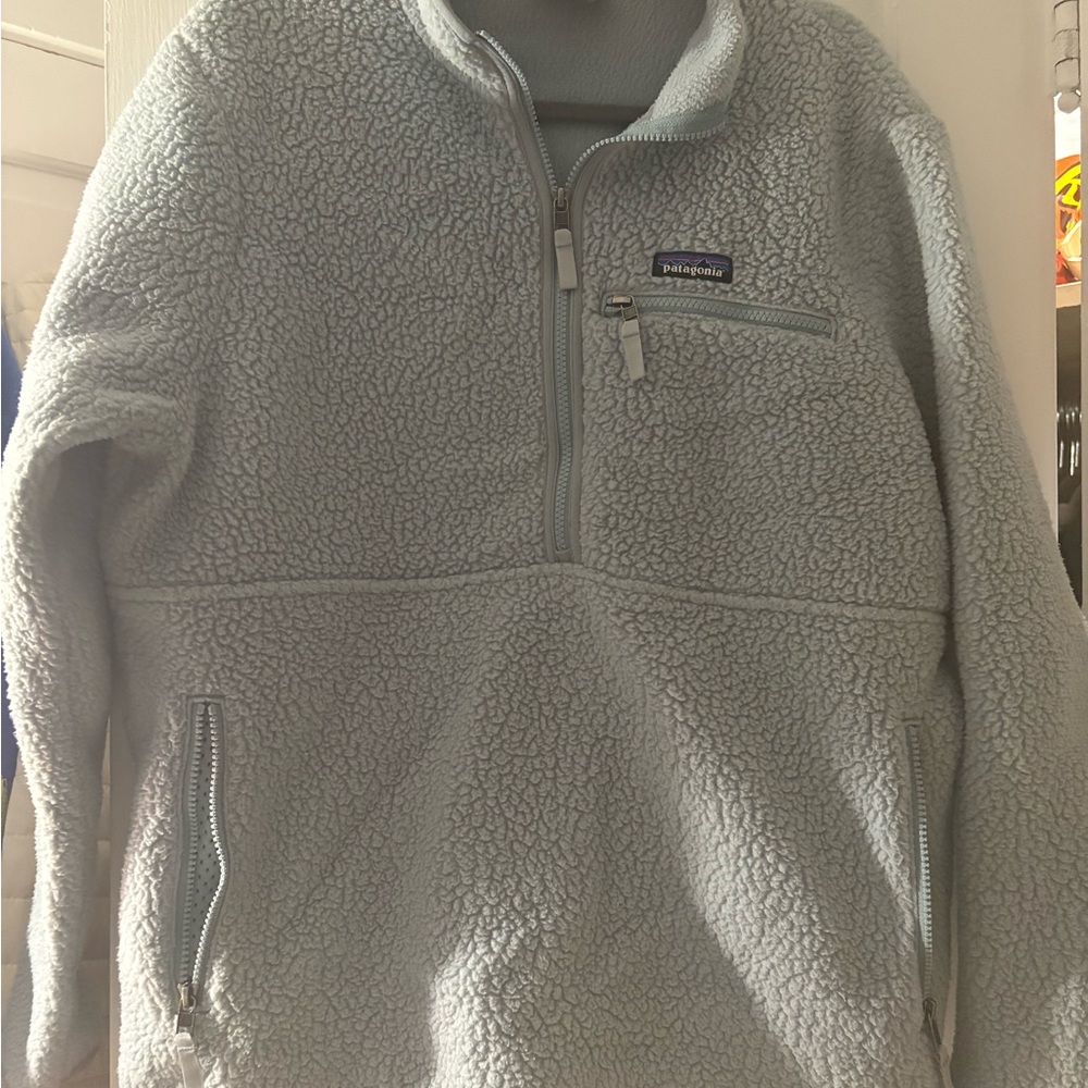 Patagonia Women’s Light Gray Blue Zip-Up Fleece Sweater